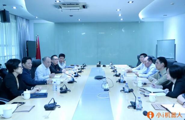 【合作伙伴】上海嘉定區(qū)委書記陸方舟一行蒞臨小i機器人調(diào)研考察