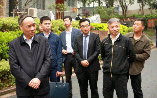 【動(dòng)態(tài)新聞】全國(guó)政協(xié)副主席一行視察白沙泉并購(gòu)金融街區(qū)并蒞臨天堂硅谷